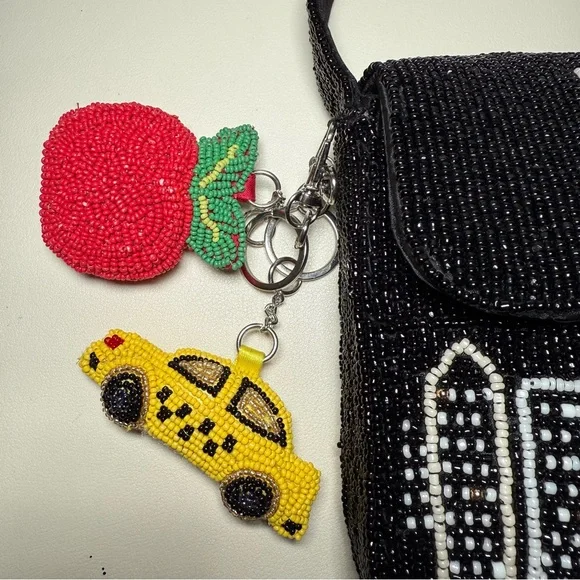 Black Beaded NYC Skyline Handbag (NWOT) - Picture 3 of 6